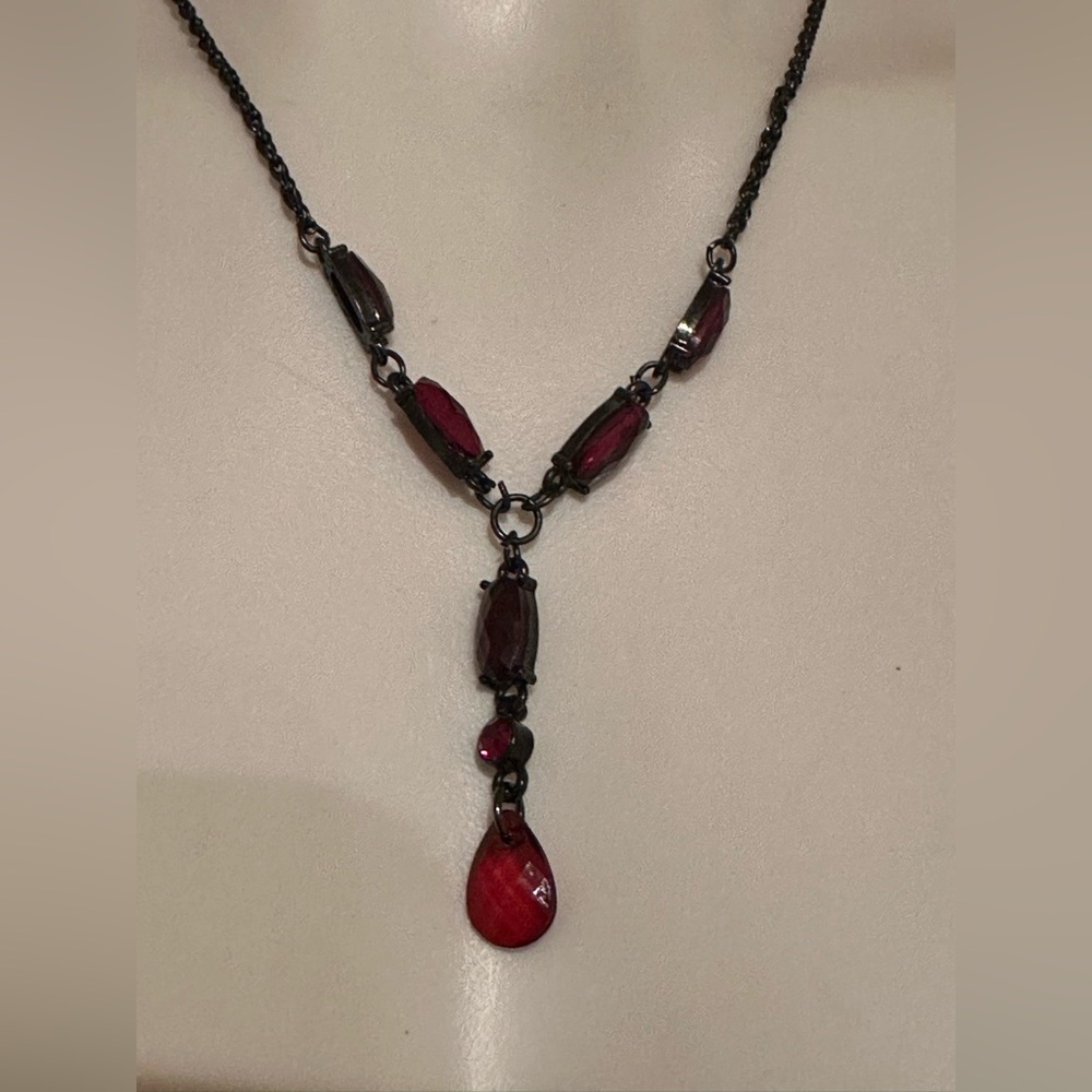 1928 Red Glass Y Drop Necklace Gunmetal Tone Faceted Stones Small & Elegant